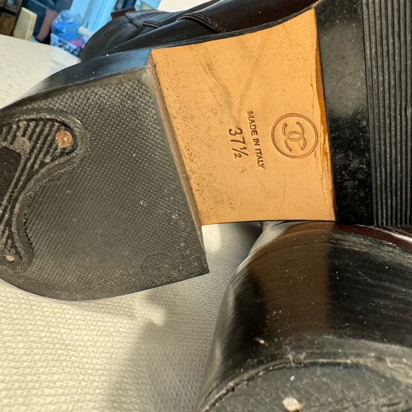 Channel interlocking riding boots size 7.5 or 37.5. Midcalf riding boots. - Picture 7 of 8